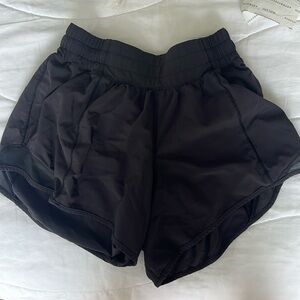 Lululemon low rise short